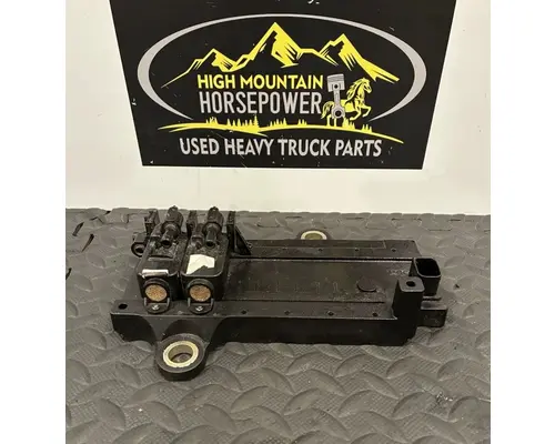 PETERBILT 567 Starter Solenoid