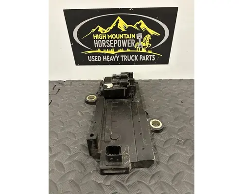 PETERBILT 567 Starter Solenoid