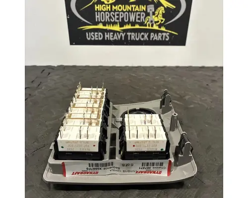 PETERBILT 567 Switch, misc 