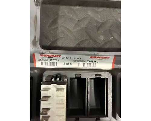 PETERBILT 567 Switch, misc 
