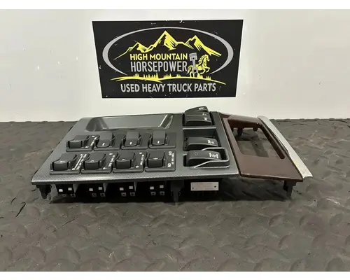PETERBILT 567 Switch, misc 