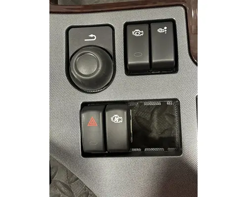 PETERBILT 567 Switch, misc 