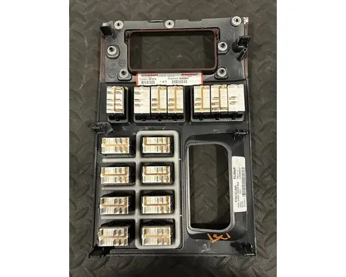 PETERBILT 567 Switch, misc 