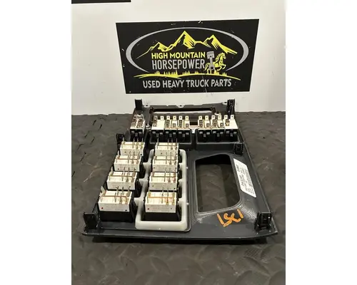 PETERBILT 567 Switch, misc 