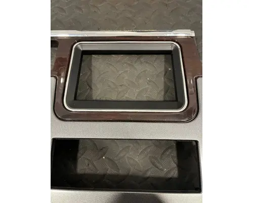 PETERBILT 567 Switch, misc 