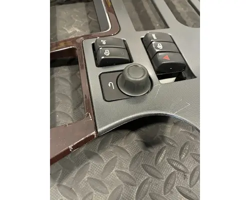 PETERBILT 567 Switch, misc 