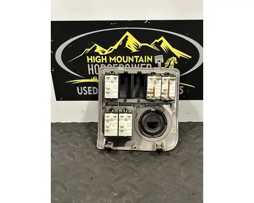 PETERBILT 567 Switch, misc 