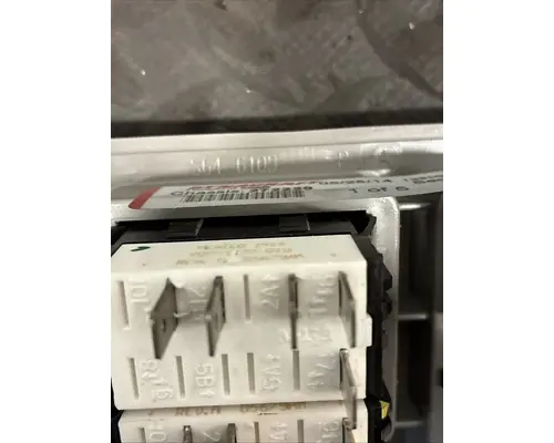 PETERBILT 567 Switch, misc 