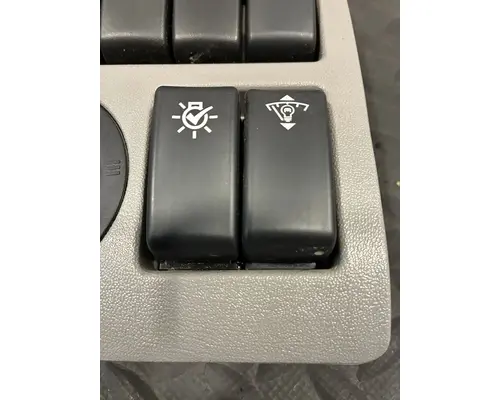 PETERBILT 567 Switch, misc 
