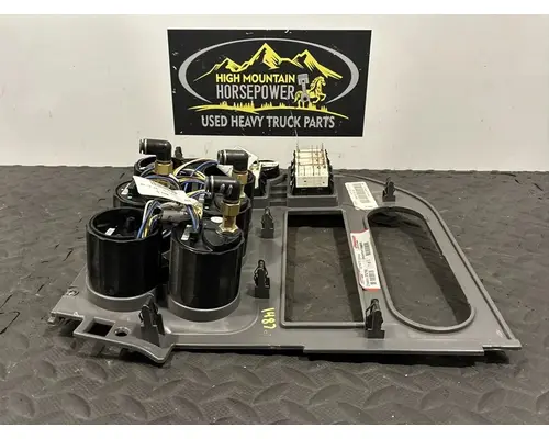 PETERBILT 567 Switch, misc 