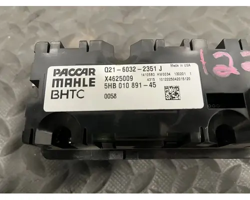 PETERBILT 567 Temperature Control