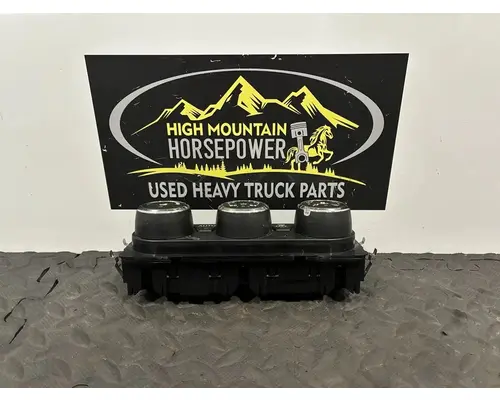 PETERBILT 567 Temperature Control