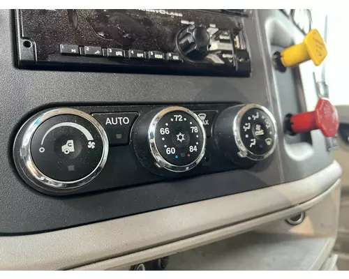 PETERBILT 567 Temperature Control