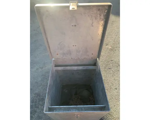 PETERBILT 567 Tool Box