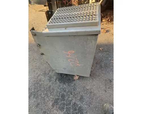 PETERBILT 567 Tool Box