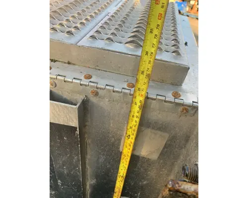 PETERBILT 567 Tool Box