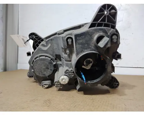 PETERBILT 579 2012-2021 HEADLAMP ASSEMBLY
