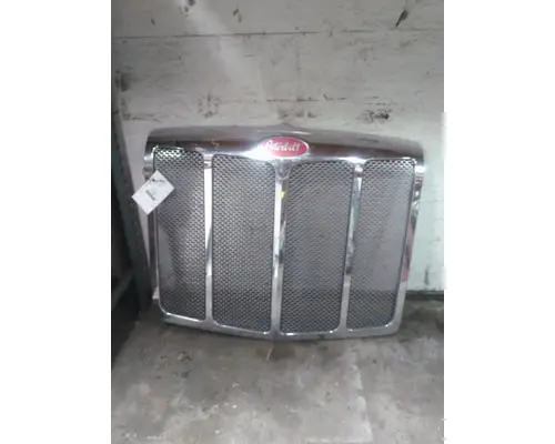 PETERBILT 579 2012-2022 GRILLE
