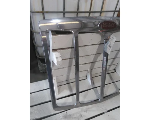 PETERBILT 579 2012-2022 GRILLE