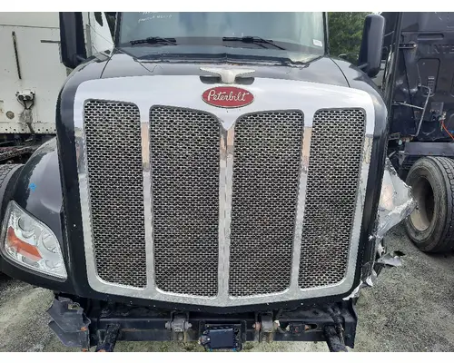 PETERBILT 579 2012-2022 GRILLE