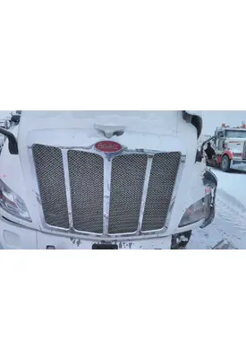 PETERBILT 579 2012-2022 GRILLE