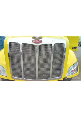 PETERBILT 579 2012-2022 GRILLE