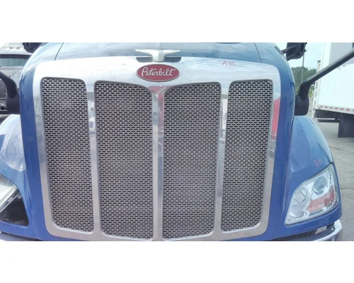 PETERBILT 579 2012-2022 GRILLE