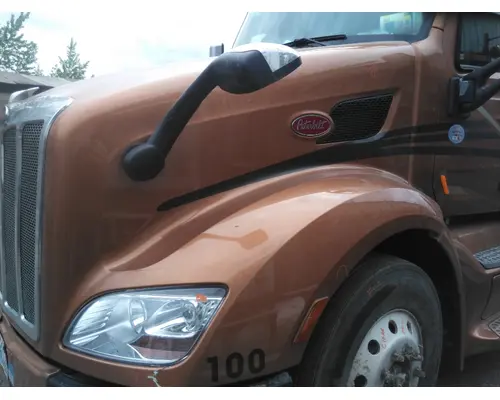 PETERBILT 579 2012-2022 HOOD