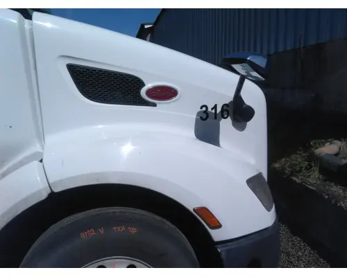 PETERBILT 579 2012-2022 HOOD