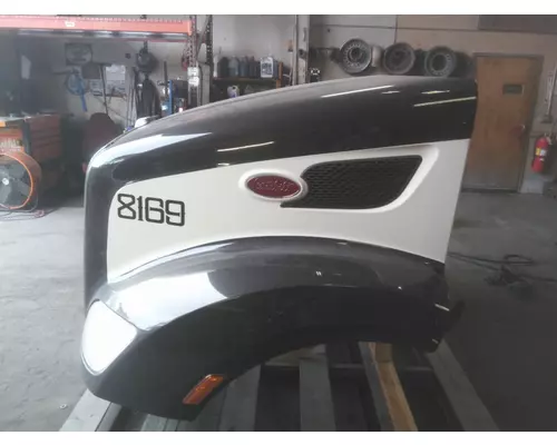 PETERBILT 579 2012-2022 HOOD