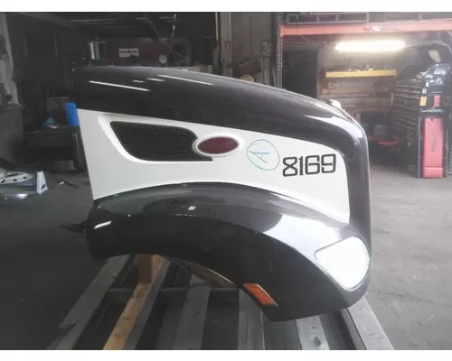 PETERBILT 579 2012-2022 HOOD