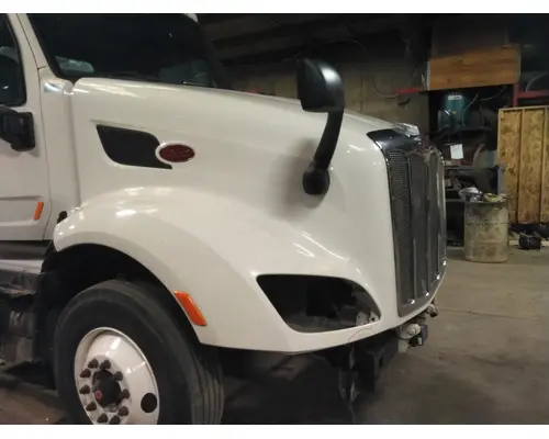 PETERBILT 579 2012-2022 HOOD