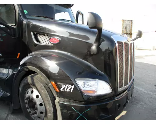 PETERBILT 579 2012-2022 HOOD