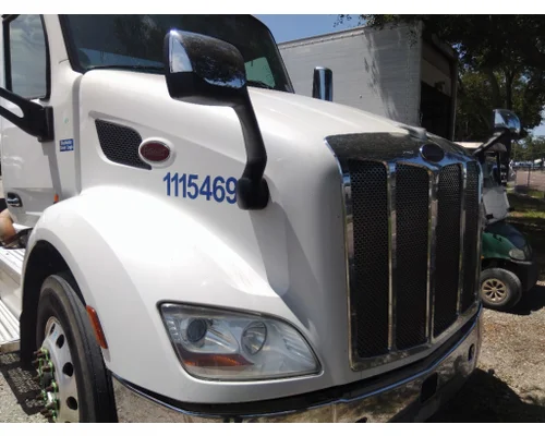 PETERBILT 579 2012-2022 HOOD