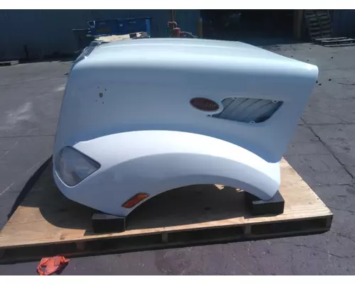 PETERBILT 579 2012-2022 HOOD