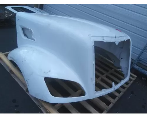 PETERBILT 579 2012-2022 HOOD