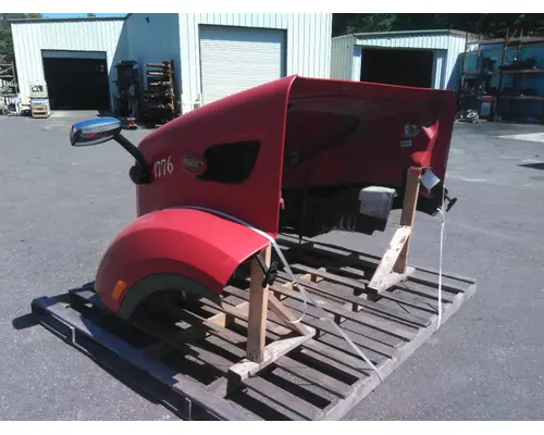 PETERBILT 579 2012-2022 HOOD