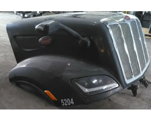 PETERBILT 579 2012-2022 HOOD