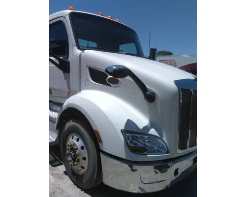 PETERBILT 579 2012-2022 HOOD