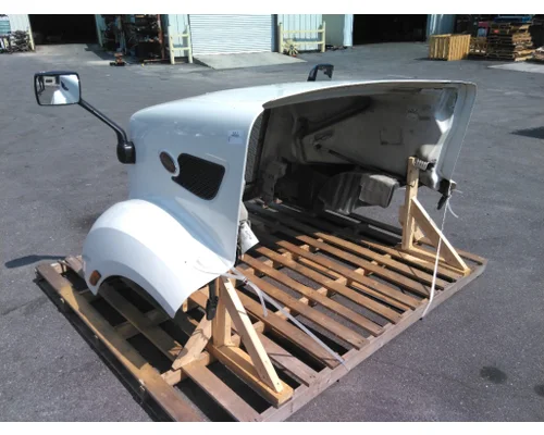 PETERBILT 579 2012-2022 HOOD
