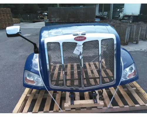 PETERBILT 579 2012-2022 HOOD