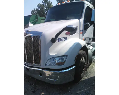 PETERBILT 579 2012-2022 HOOD
