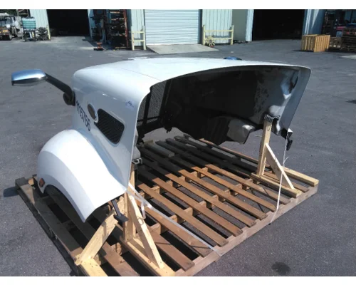 PETERBILT 579 2012-2022 HOOD
