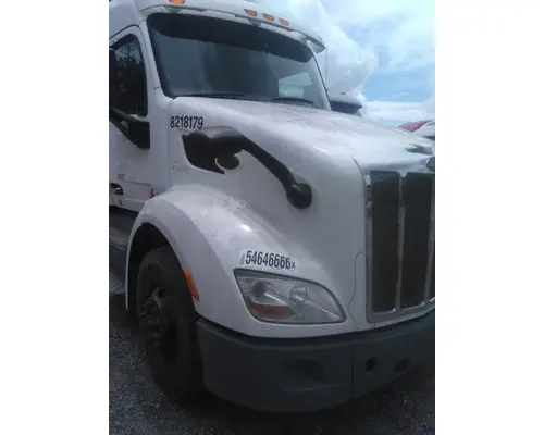 PETERBILT 579 2012-2022 HOOD