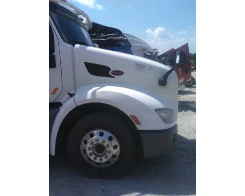 PETERBILT 579 2012-2022 HOOD