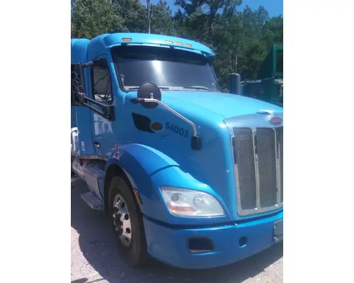 PETERBILT 579 2012-2022 HOOD