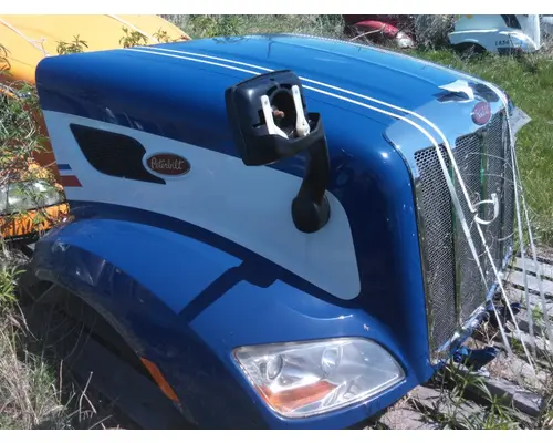 PETERBILT 579 2012-2022 HOOD
