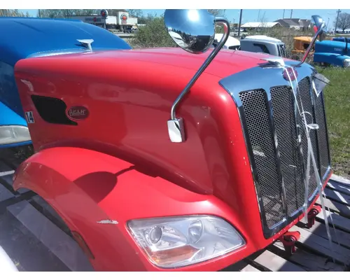 PETERBILT 579 2012-2022 HOOD