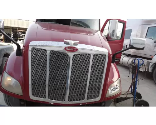 PETERBILT 579 2012-2022 HOOD