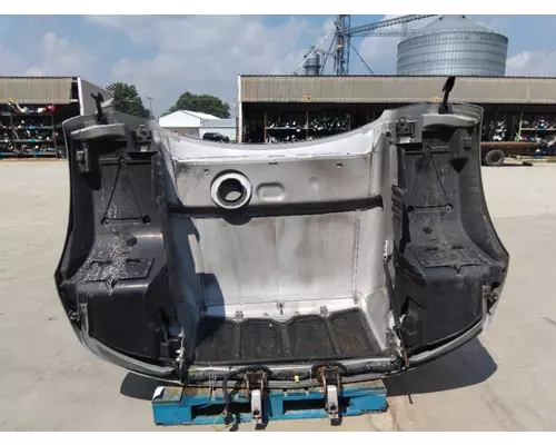 PETERBILT 579 2012-2022 HOOD